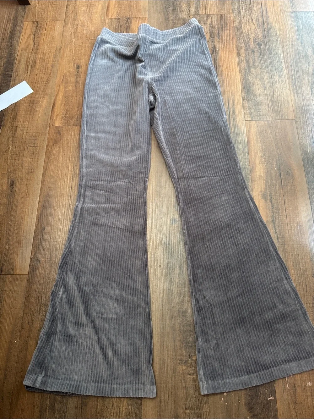 Aerie grey ribbed corduroy flare pants with an elastic waist,